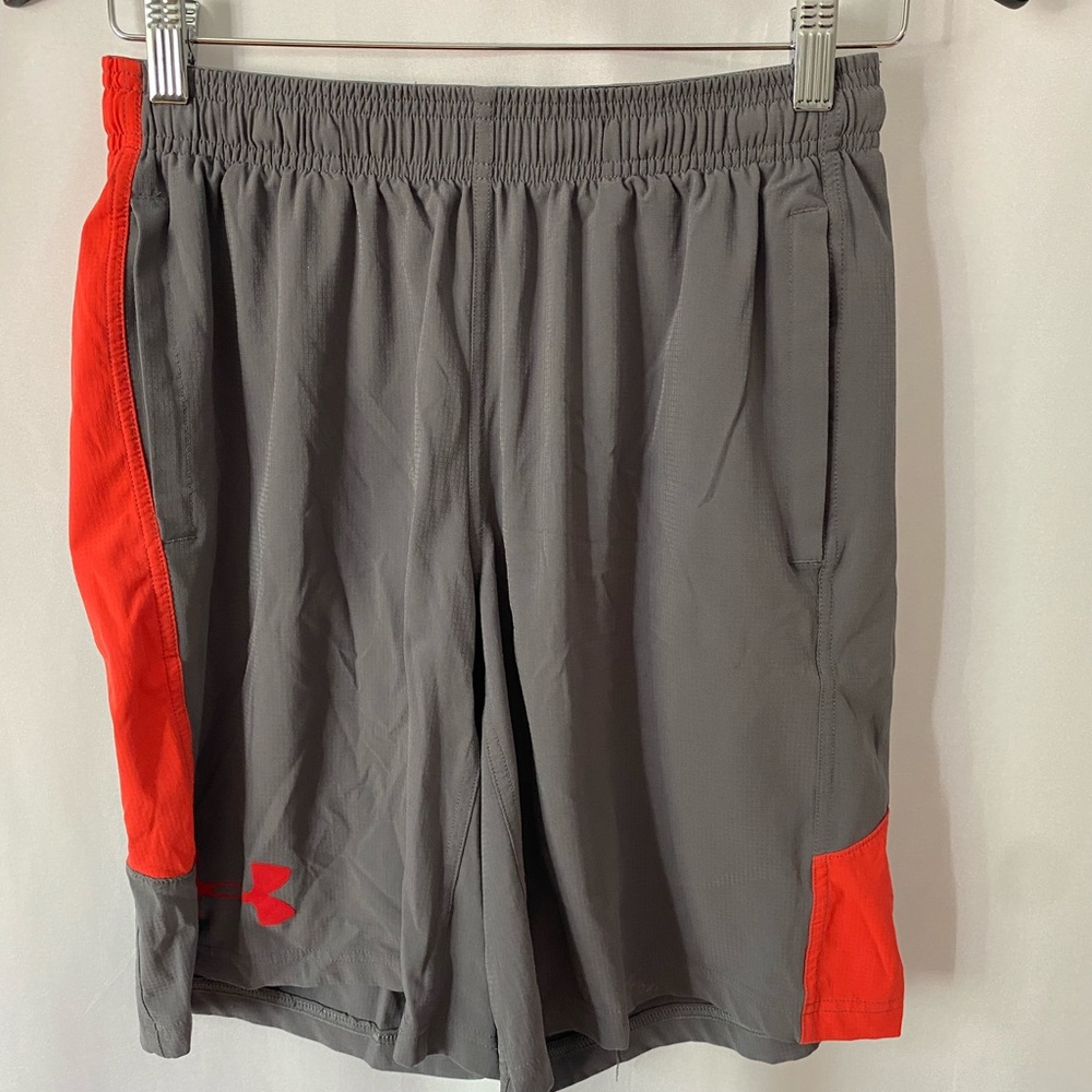 Under armour Gray and red shorts
